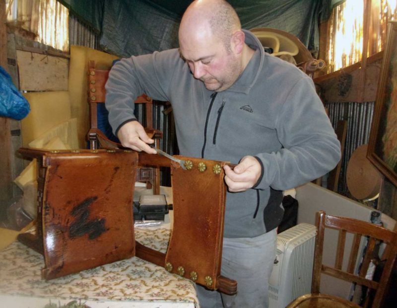 Artisan tapissier spécialiste cuir