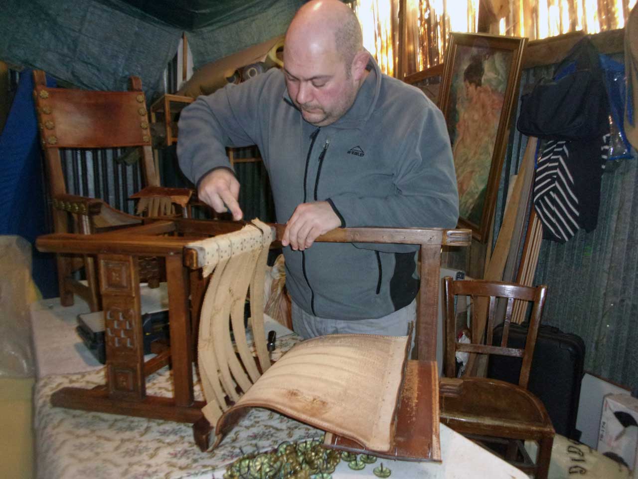 tapissier décorateur chaise cuir